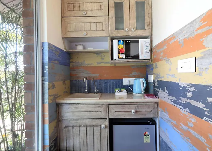 Stayvista At Dudly Manor With Swimming Pool Dehradun